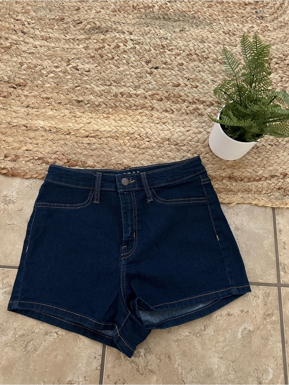 WILD FABLE HIGH RISE SHORTS